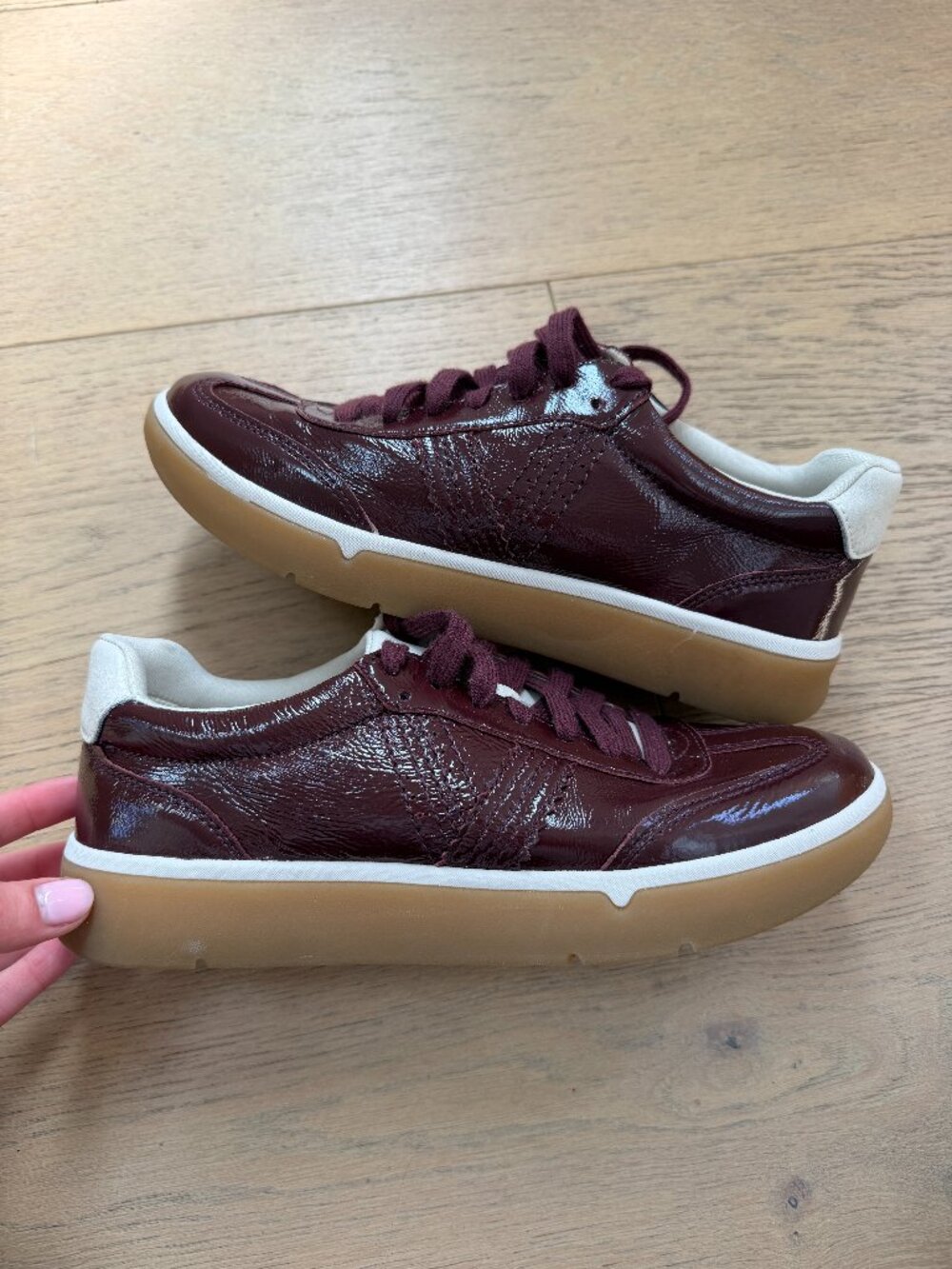 Vionic City Walk Sneakers